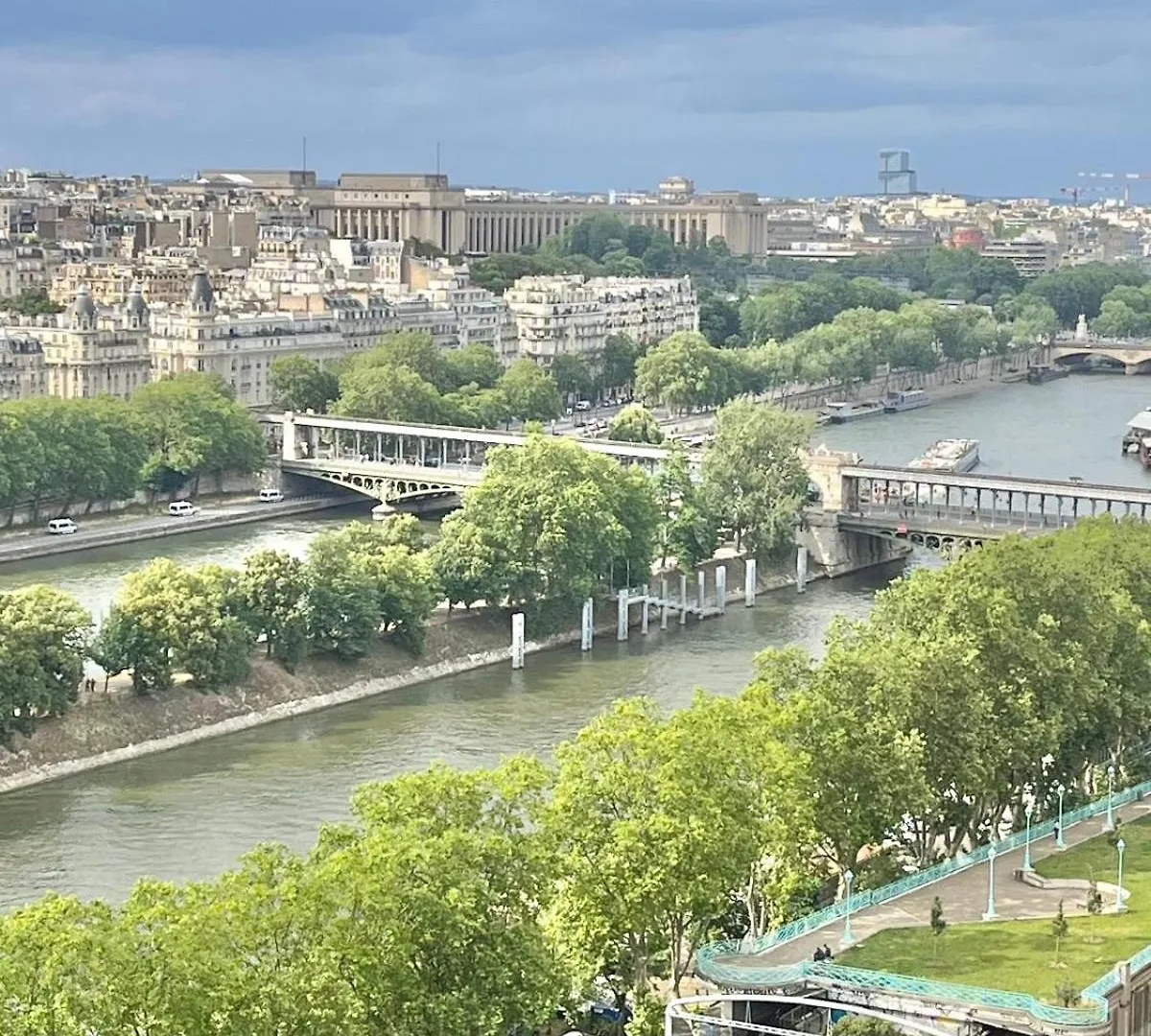 Unique Luxury Parisian Panorama High-rise By The Eiffel Tower *