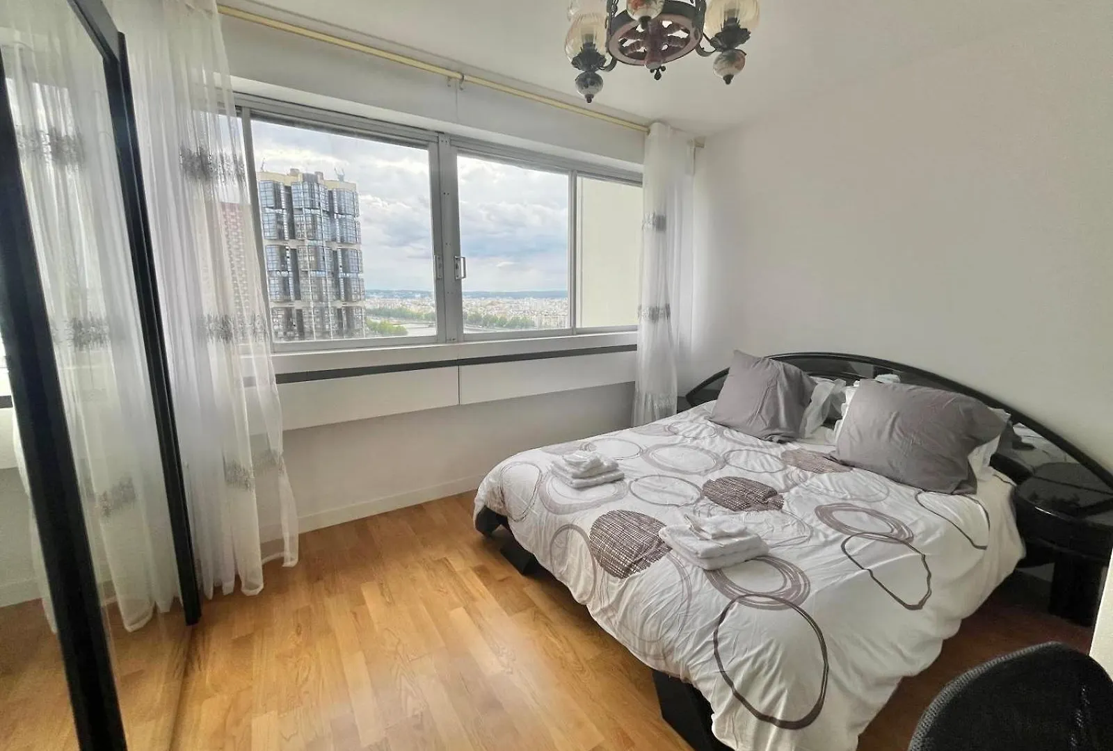 Apartment Unique Luxury Parisian Panorama High-rise By The Eiffel Tower